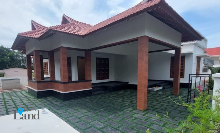 House for Sale at Kottayam