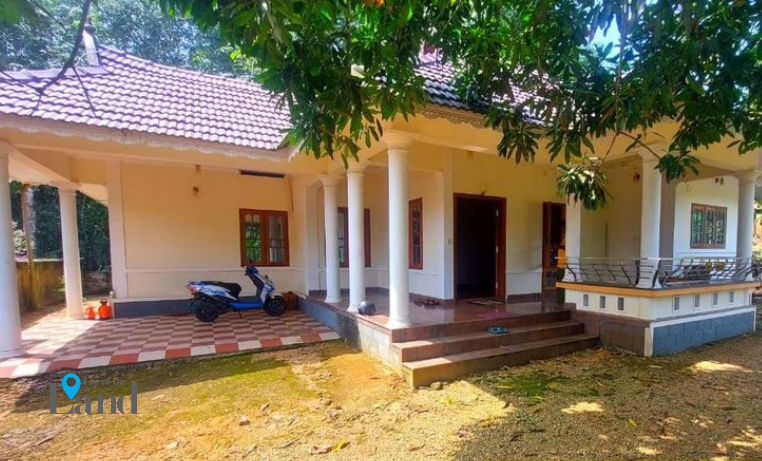 House for Sale at Kottayam