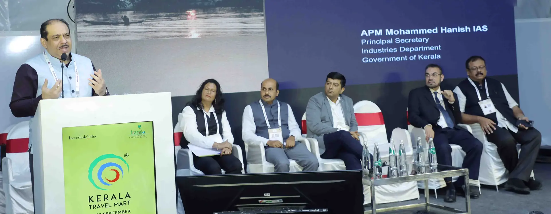 Experts discussing AI’s impact on the tourism industry at Kerala Travel Mart