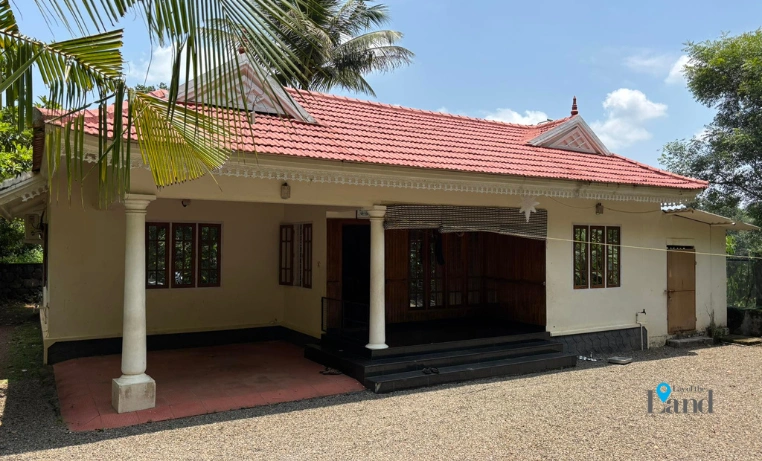 House for Sale at Kottayam