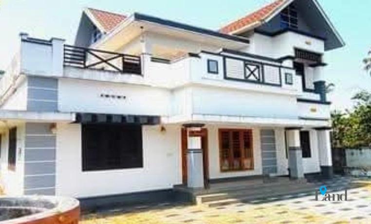 House for Sale at Thrissur